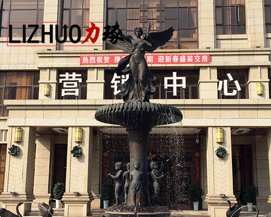 贵州凯里荣源公馆人物铸铜雕塑
