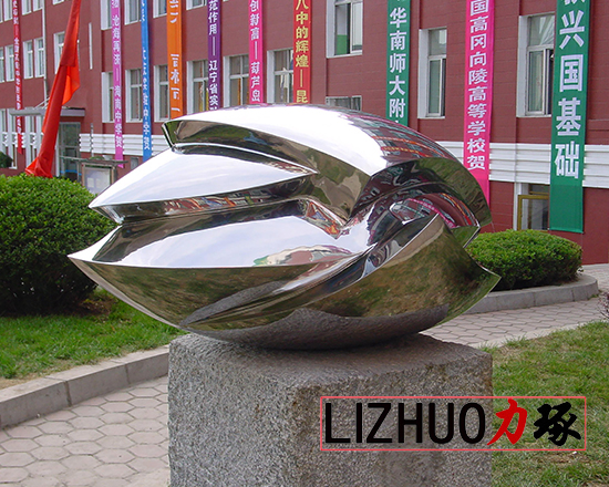 不锈钢大型雕塑